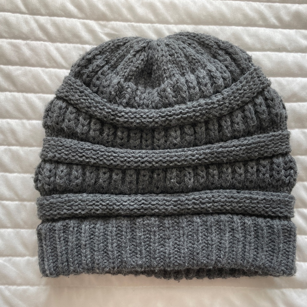 Charcoal Grey heather knit beanie